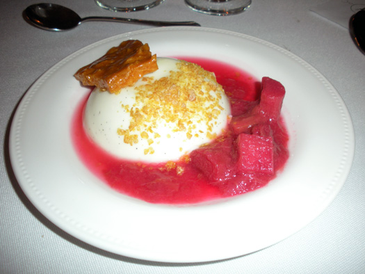 Buttermilk panna cotta with rhubarb compote