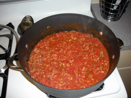 Chili with sauce