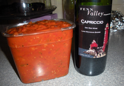 Red wine tomato sauce from scratch